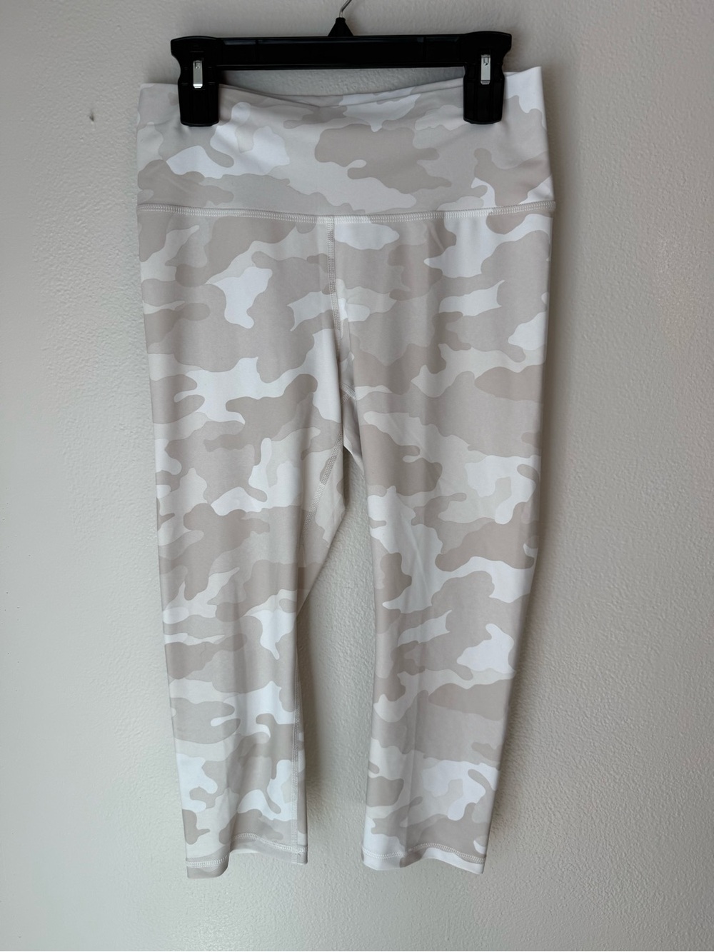 Old Navy Beige & White Camo Women’s Leggings